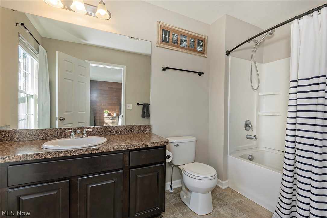 10412 Redbud Drive Property Photo 24