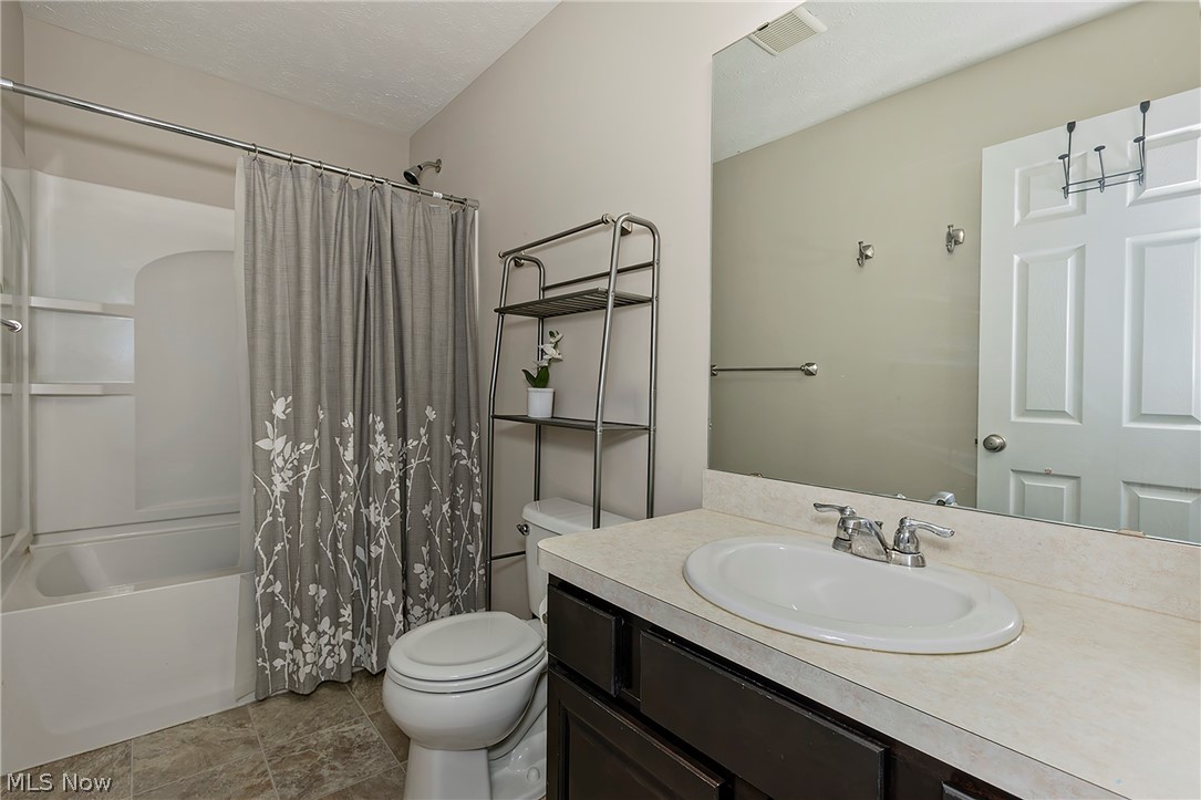 10412 Redbud Drive Property Photo 27