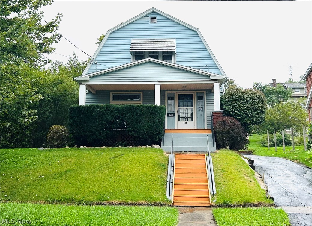 315 N Bentley Avenue Property Photo 1