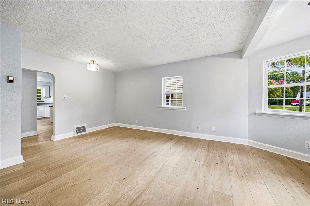 4541 Emerson Road Property Photo 11