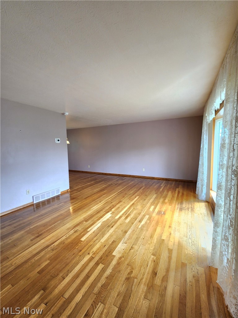 2908 Bowmen Lane Property Photo 2