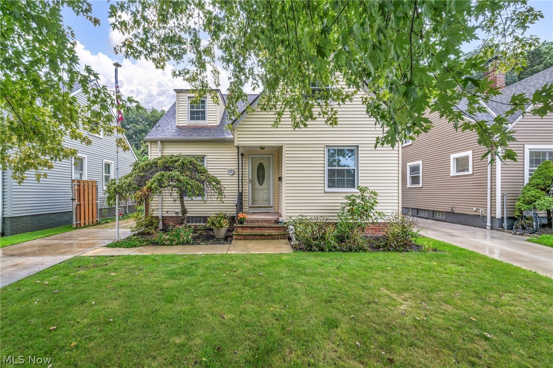 1317 Mayview Avenue Property Photo 1