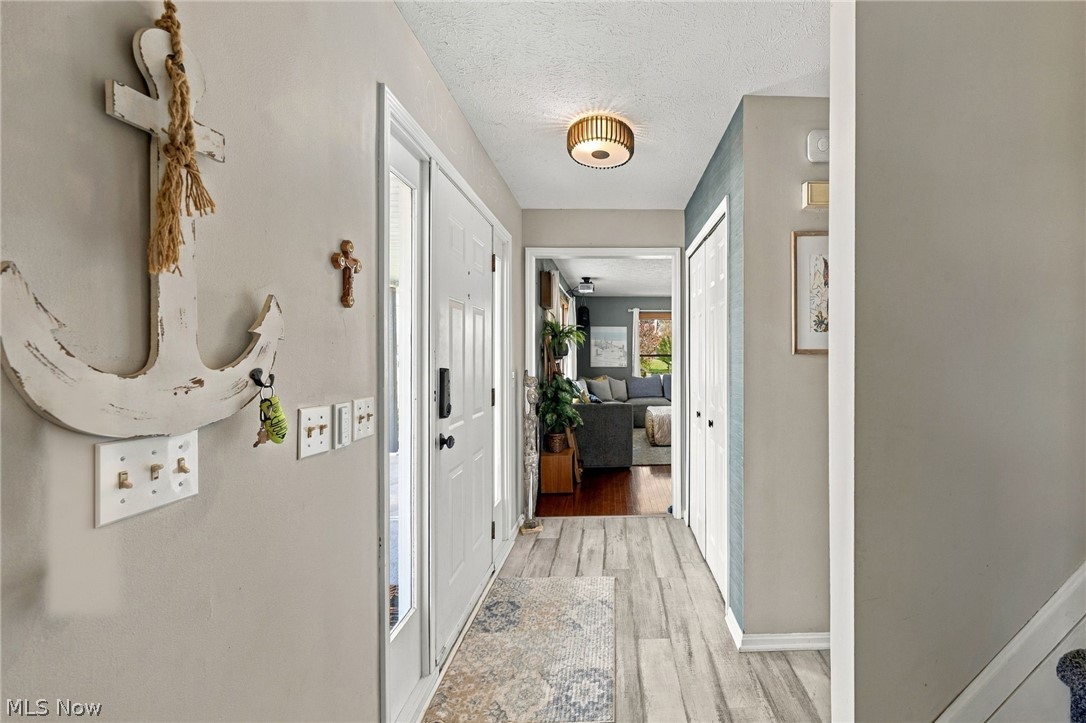1205 Surfside Circle Property Photo 7