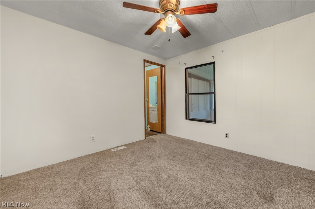 12 Overland Drive Property Photo 15