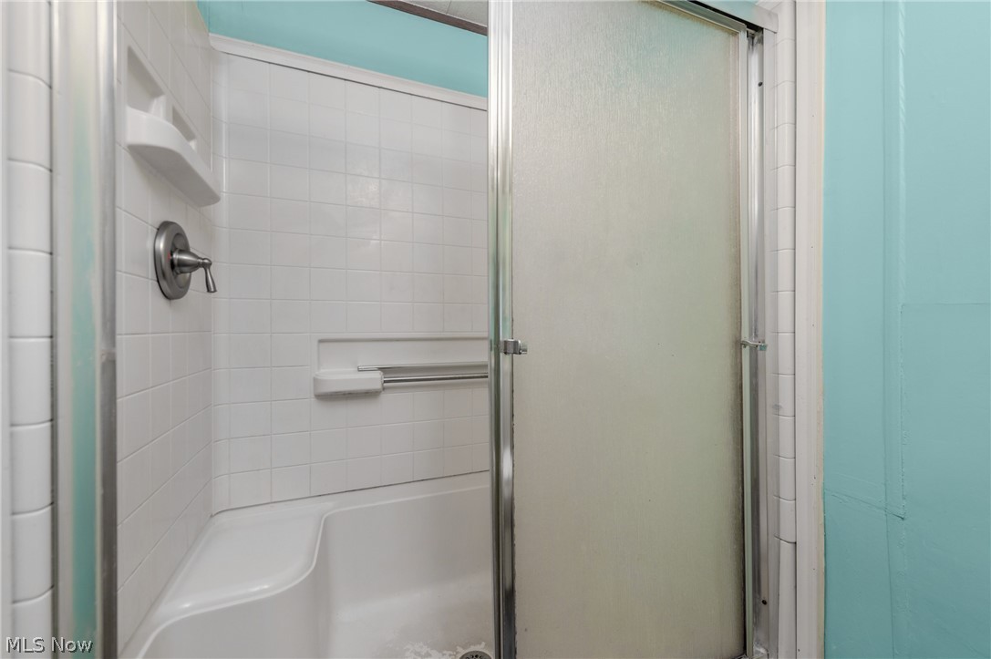 12 Overland Drive Property Photo 17