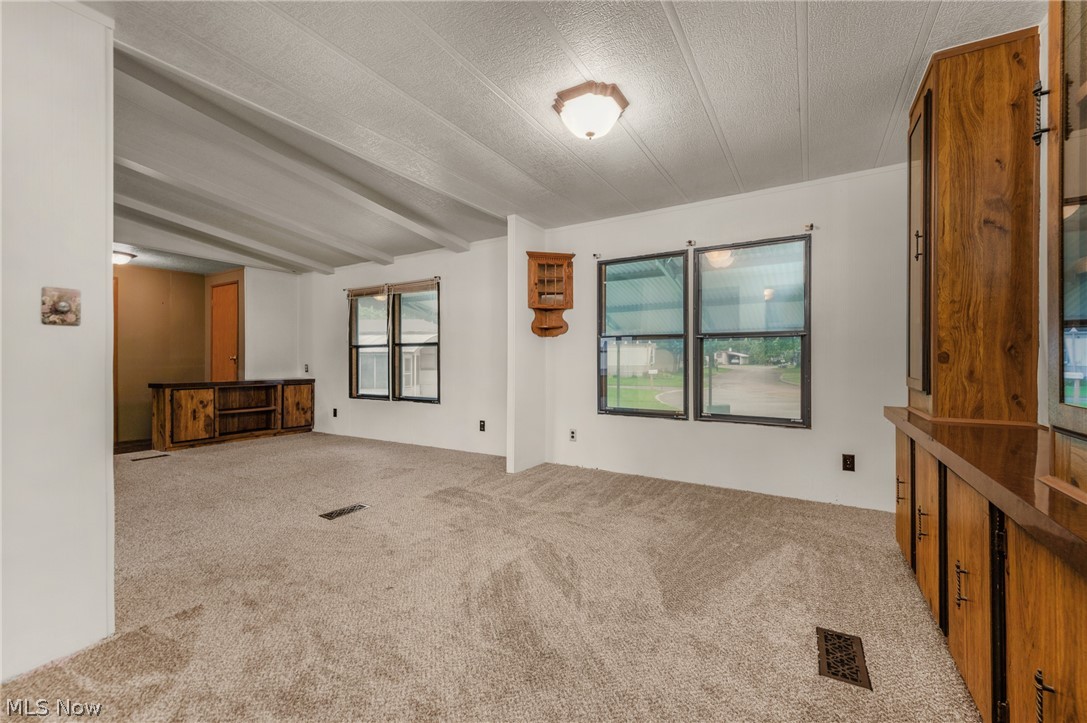 12 Overland Drive Property Photo 20
