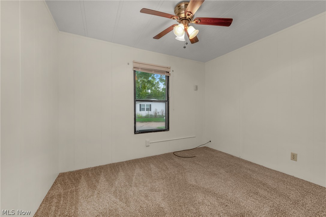 12 Overland Drive Property Photo 24