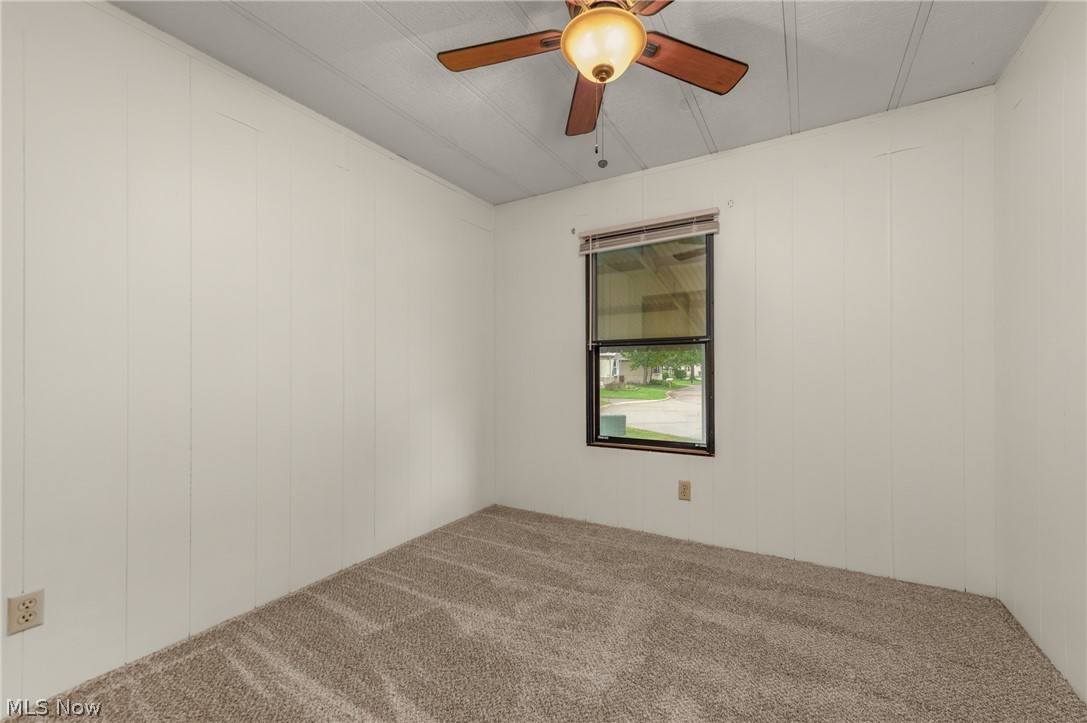 12 Overland Drive Property Photo 26