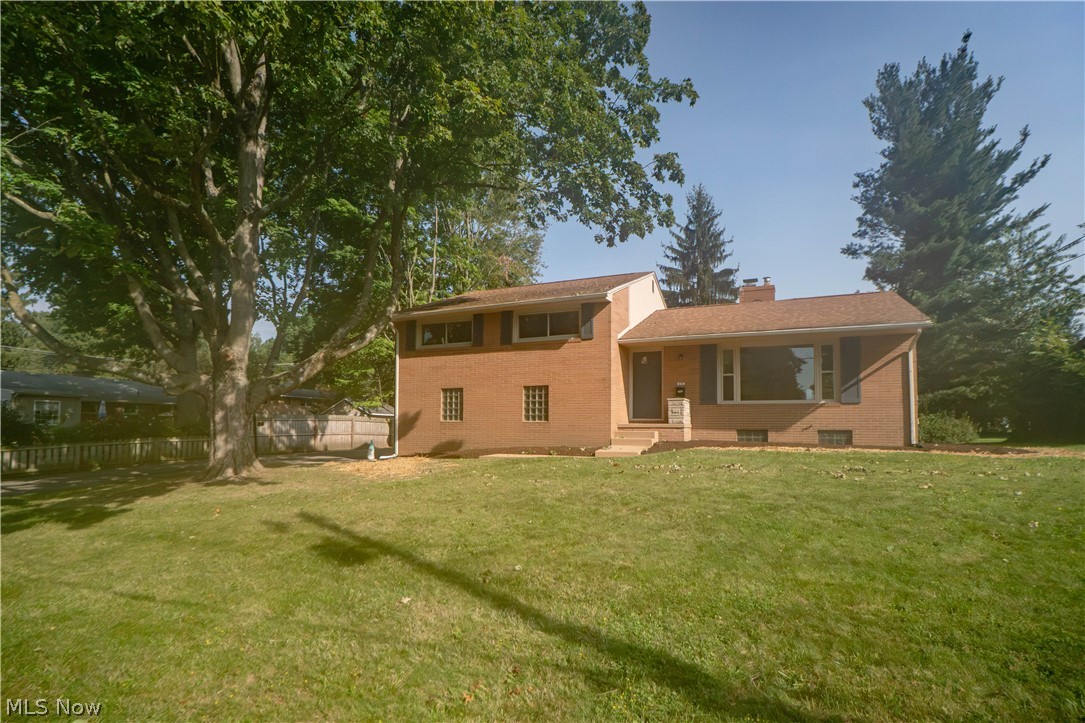 615 Summit Street Se Property Photo 1