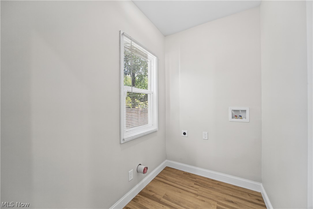 1381 E 110 Street Property Photo 8