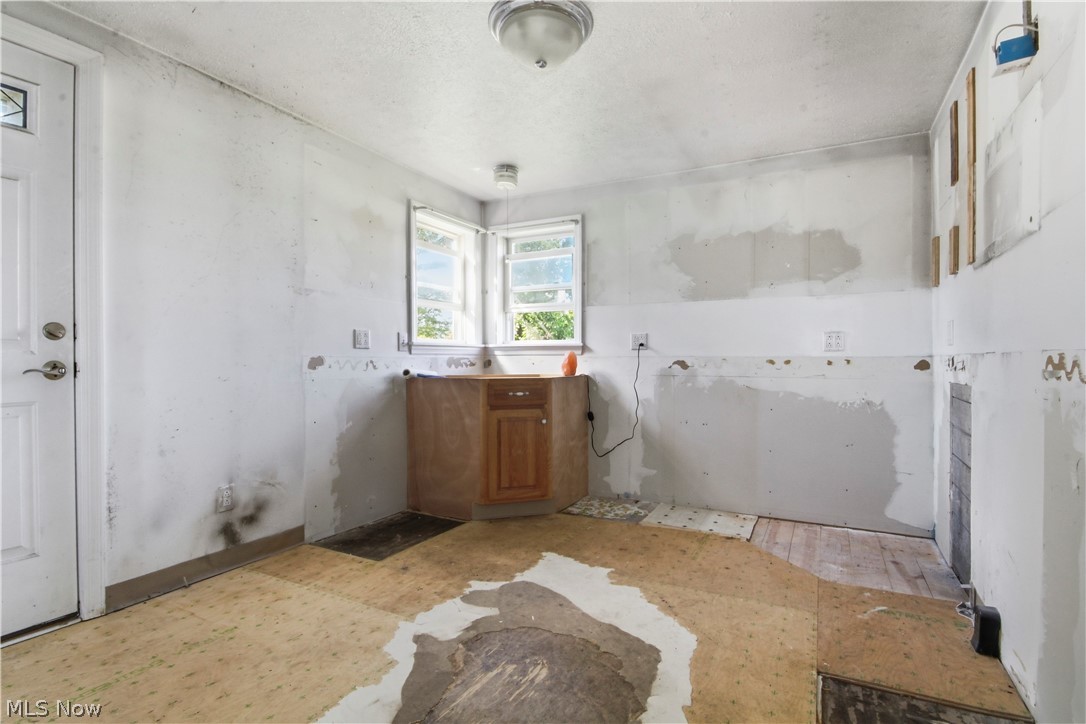 3852 Burkey Road Property Photo 7