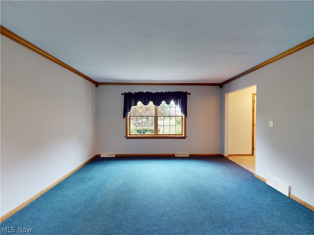 9875 Detwiler Road Property Photo 7