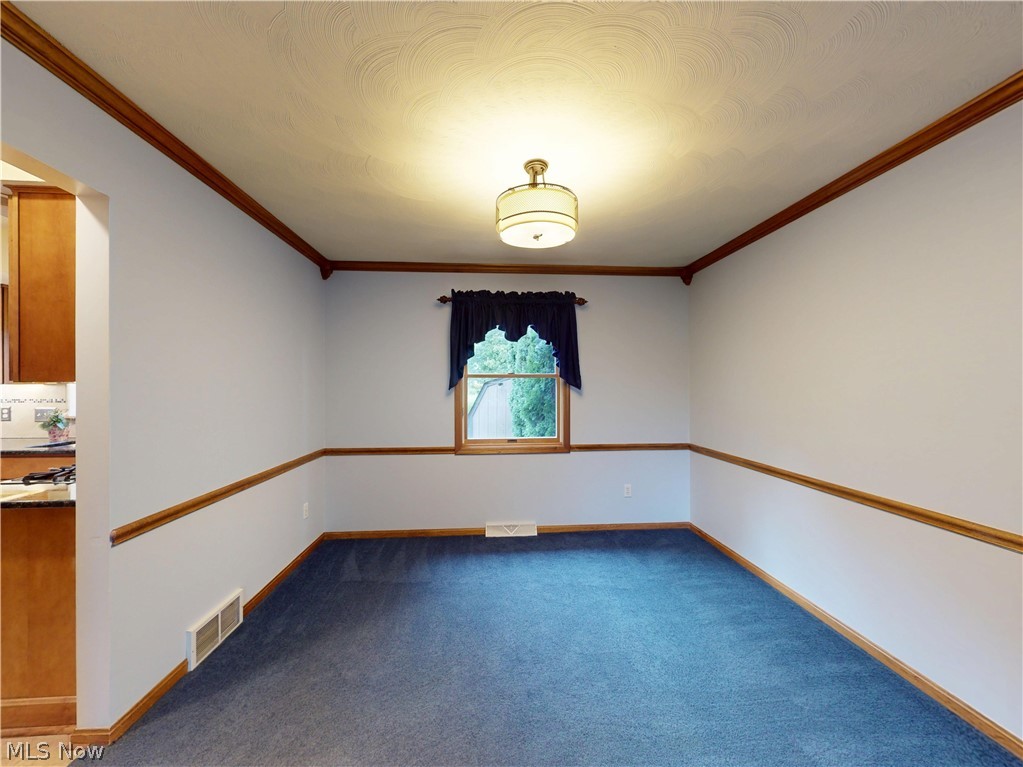 9875 Detwiler Road Property Photo 8
