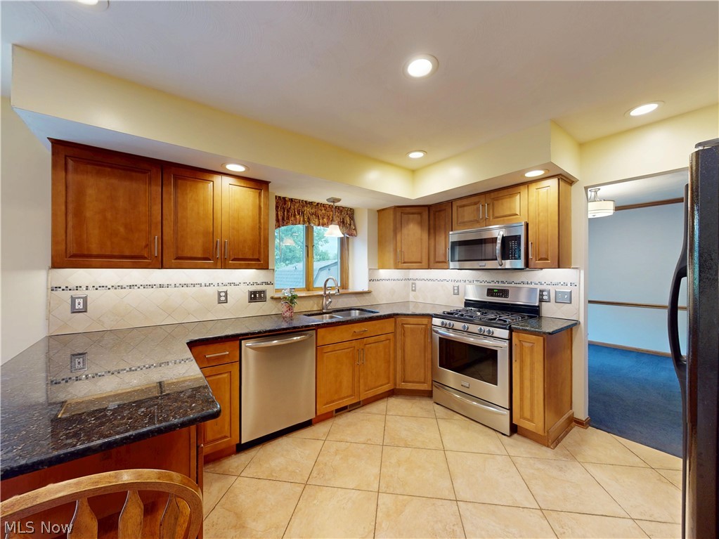 9875 Detwiler Road Property Photo 11