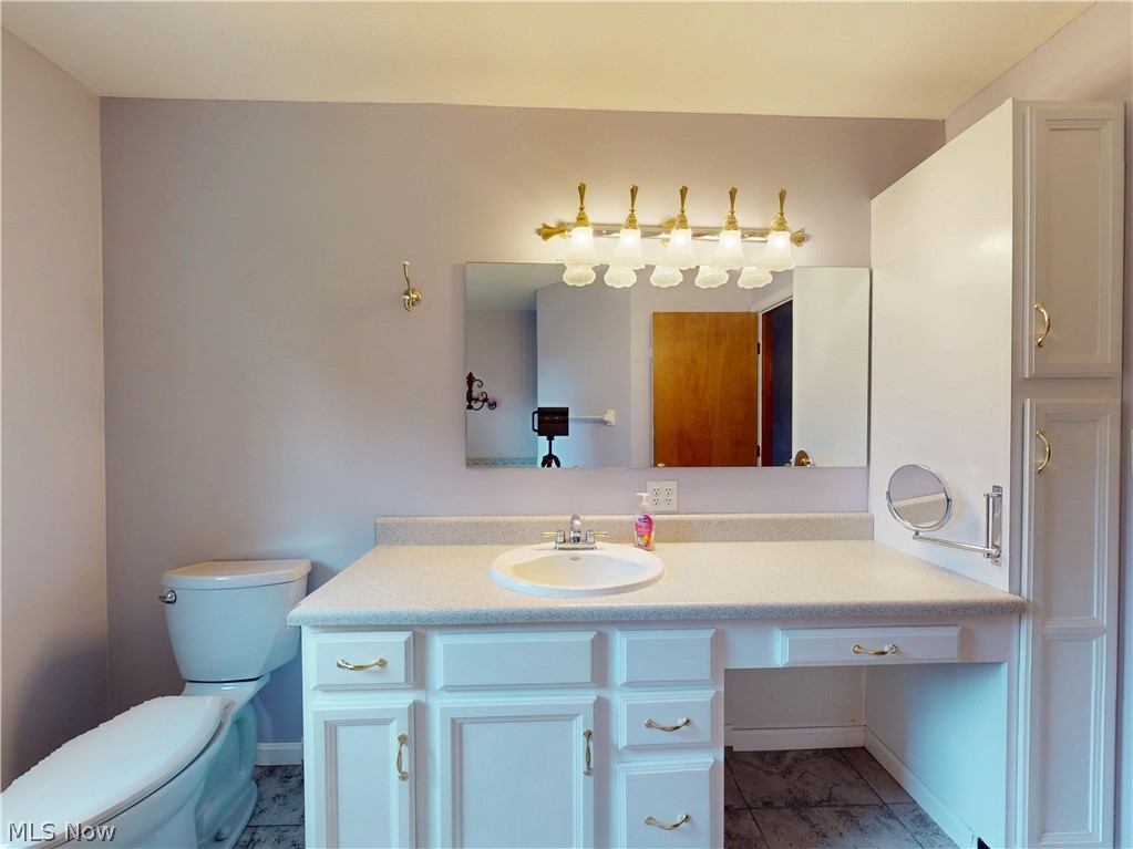 9875 Detwiler Road Property Photo 25