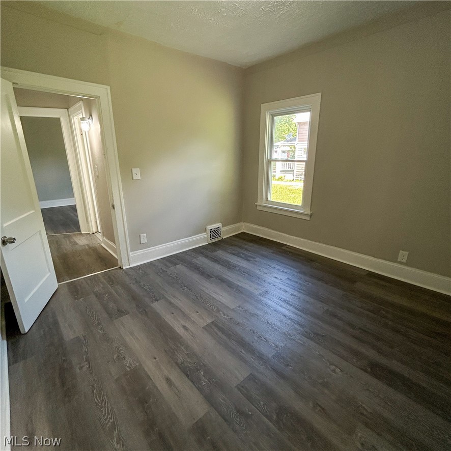 3415 E 113th Street Lower Property Photo 12