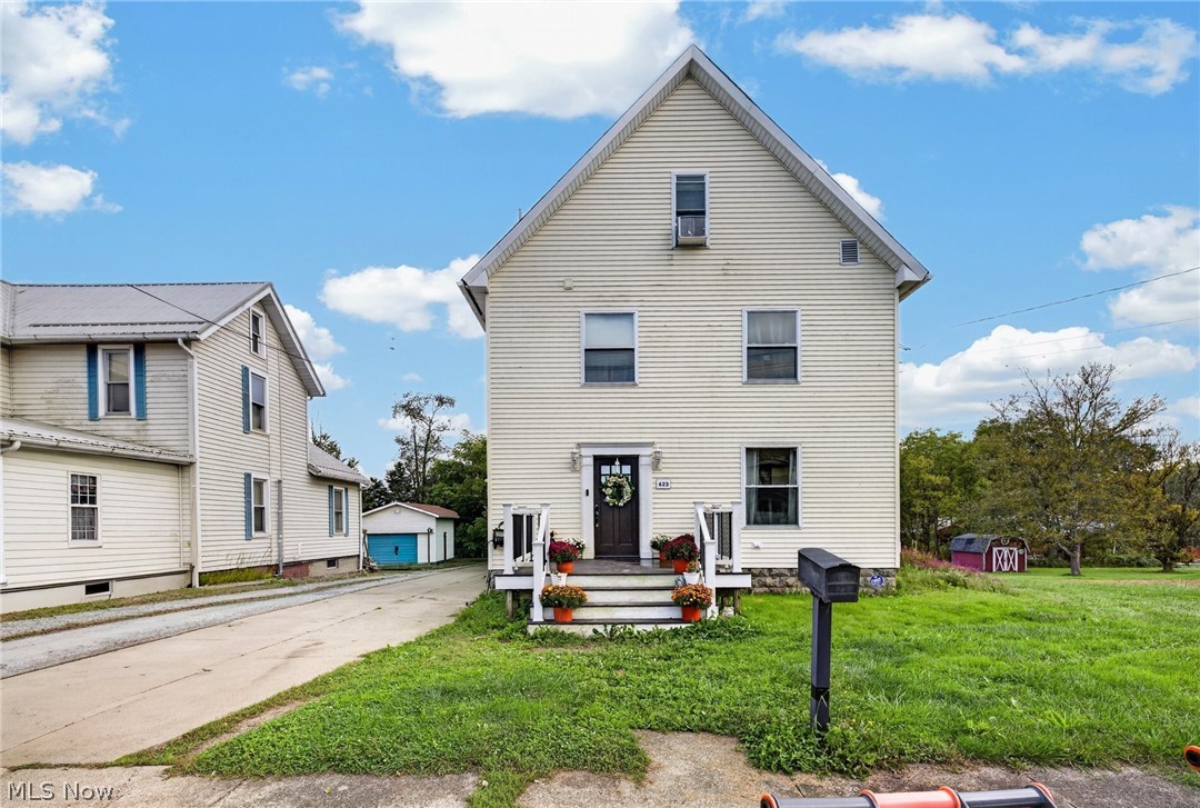 622 Columbia Street Property Photo 1