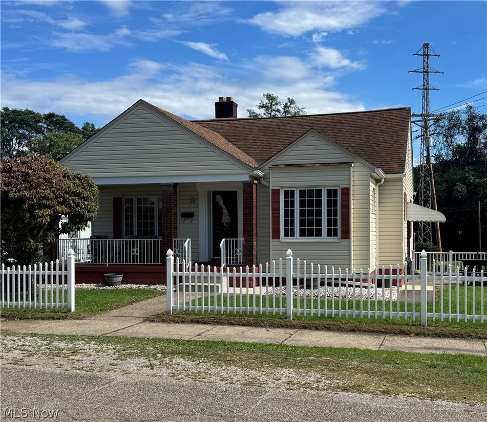 335 Central Avenue Property Photo 1