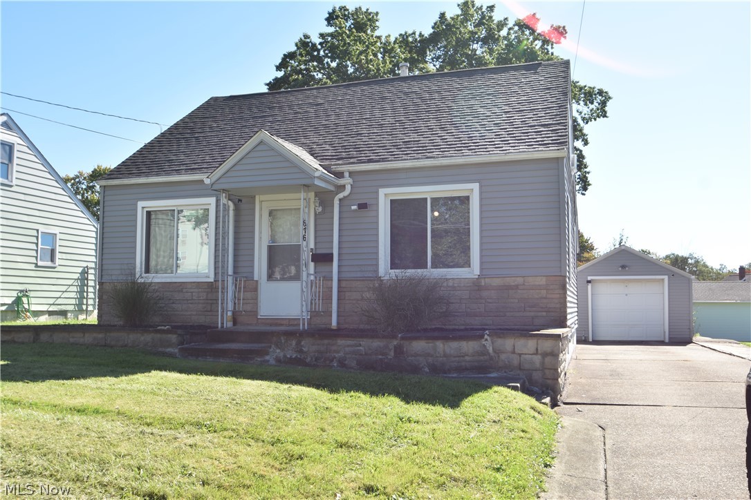 616 Poland Avenue Property Photo 1