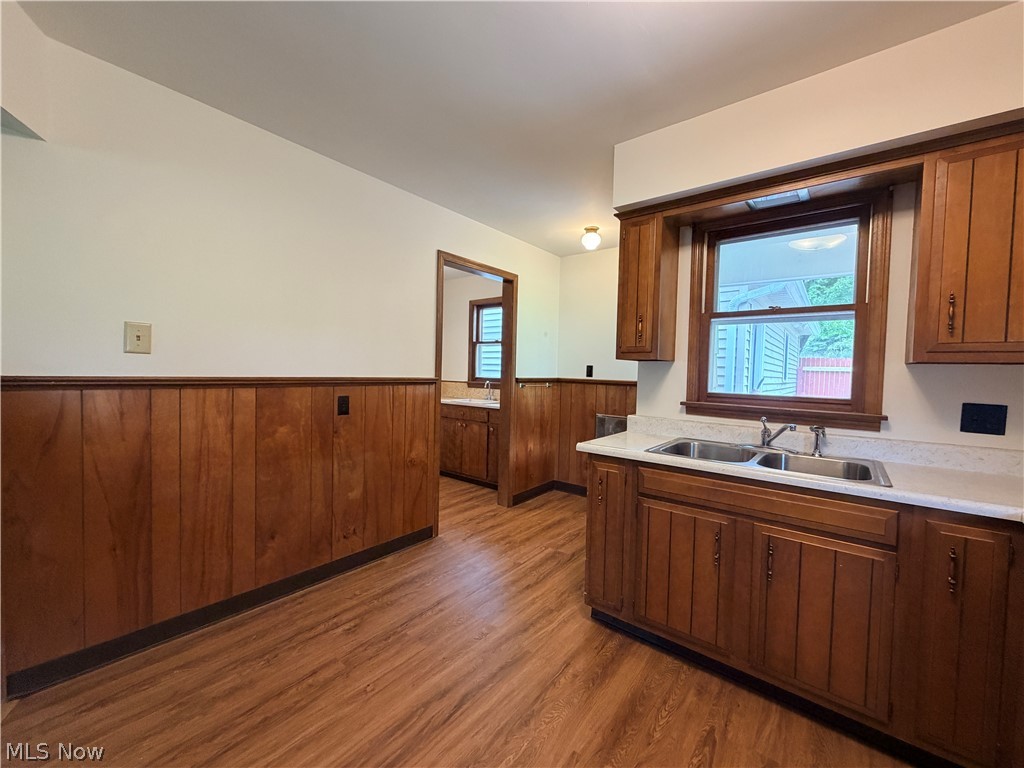 14270 Monroe Street Property Photo 14