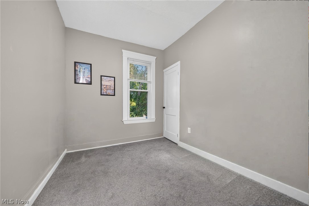 517 Hulbert Avenue Property Photo 30