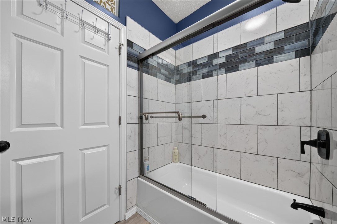 517 Hulbert Avenue Property Photo 35