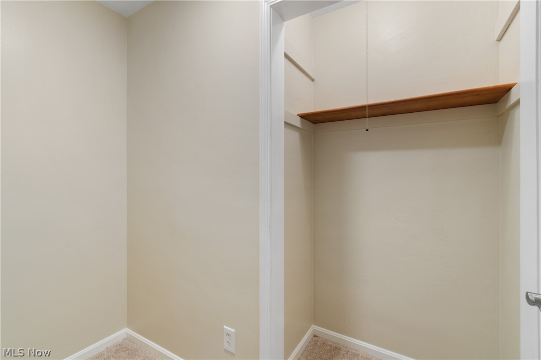 1075 Ne River Road Property Photo 16
