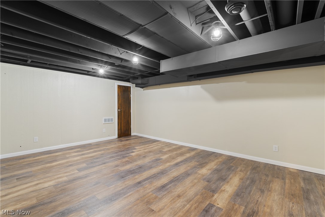 1075 Ne River Road Property Photo 26