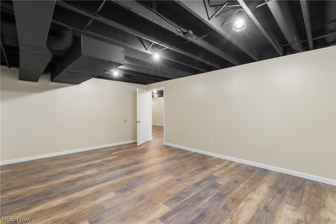 1075 Ne River Road Property Photo 27