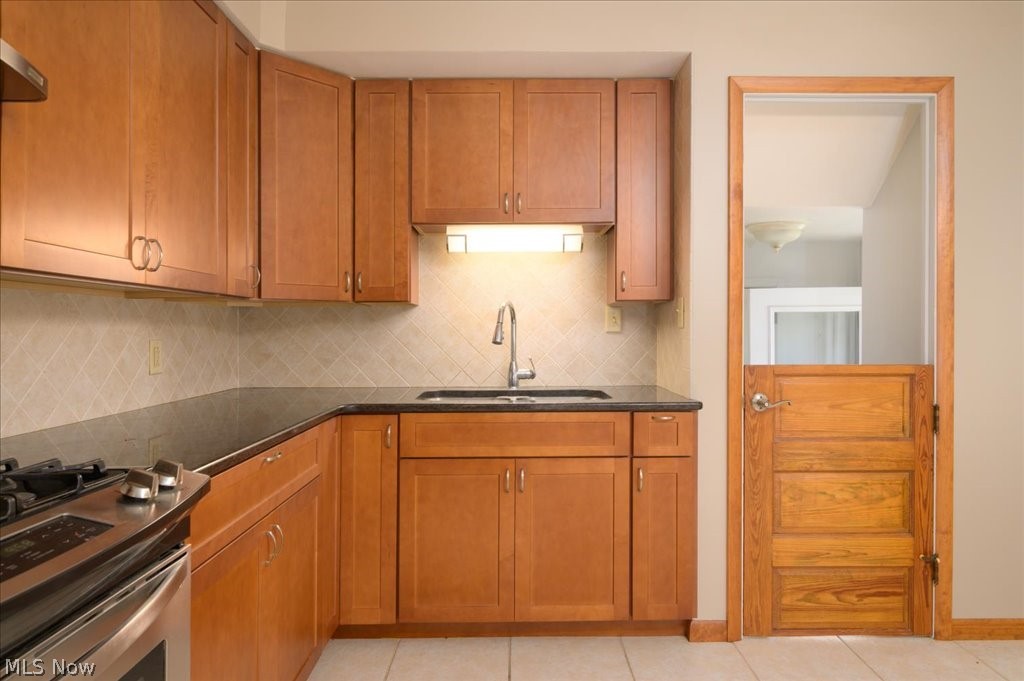 32204 Glen Arden Drive Property Photo 10