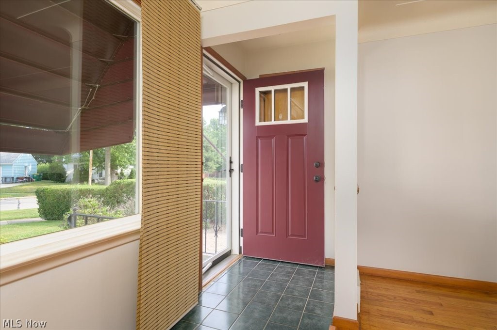 32204 Glen Arden Drive Property Photo 12
