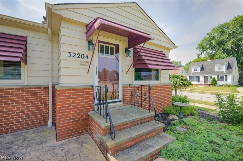 32204 Glen Arden Drive Property Photo 37