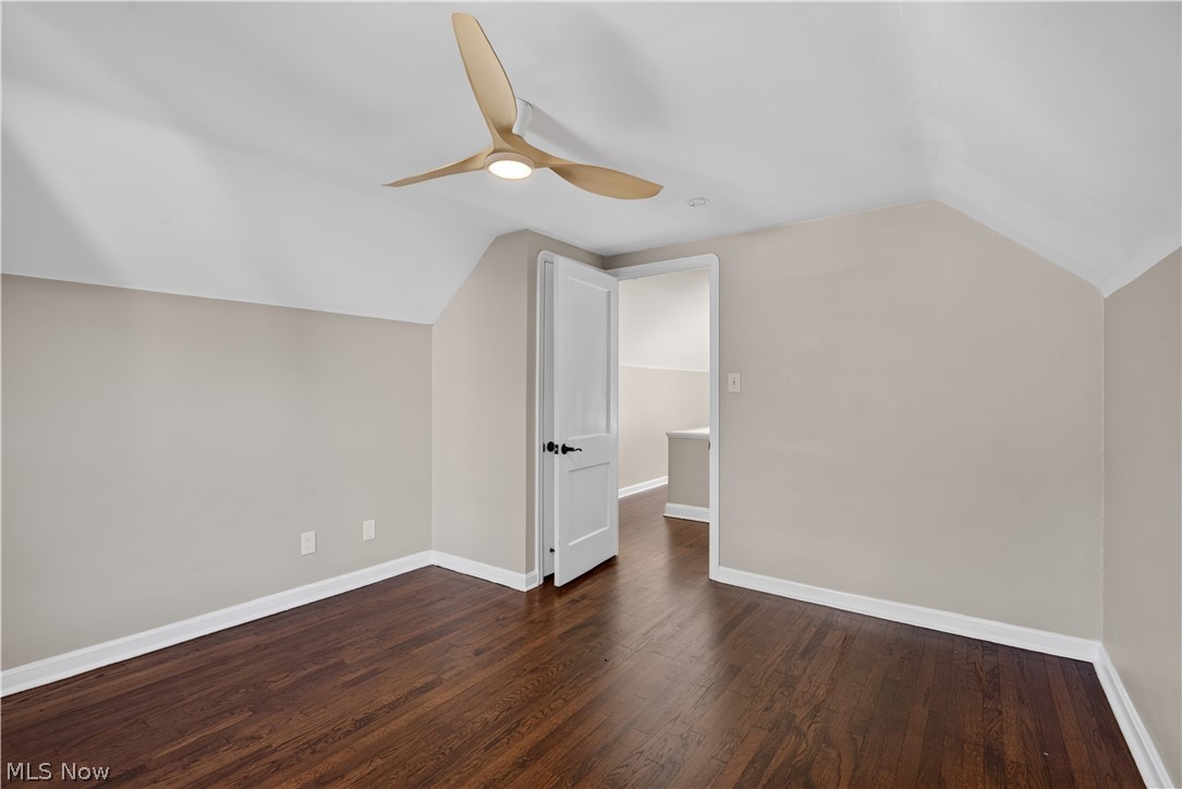 3582 Raymont Boulevard Property Photo 32