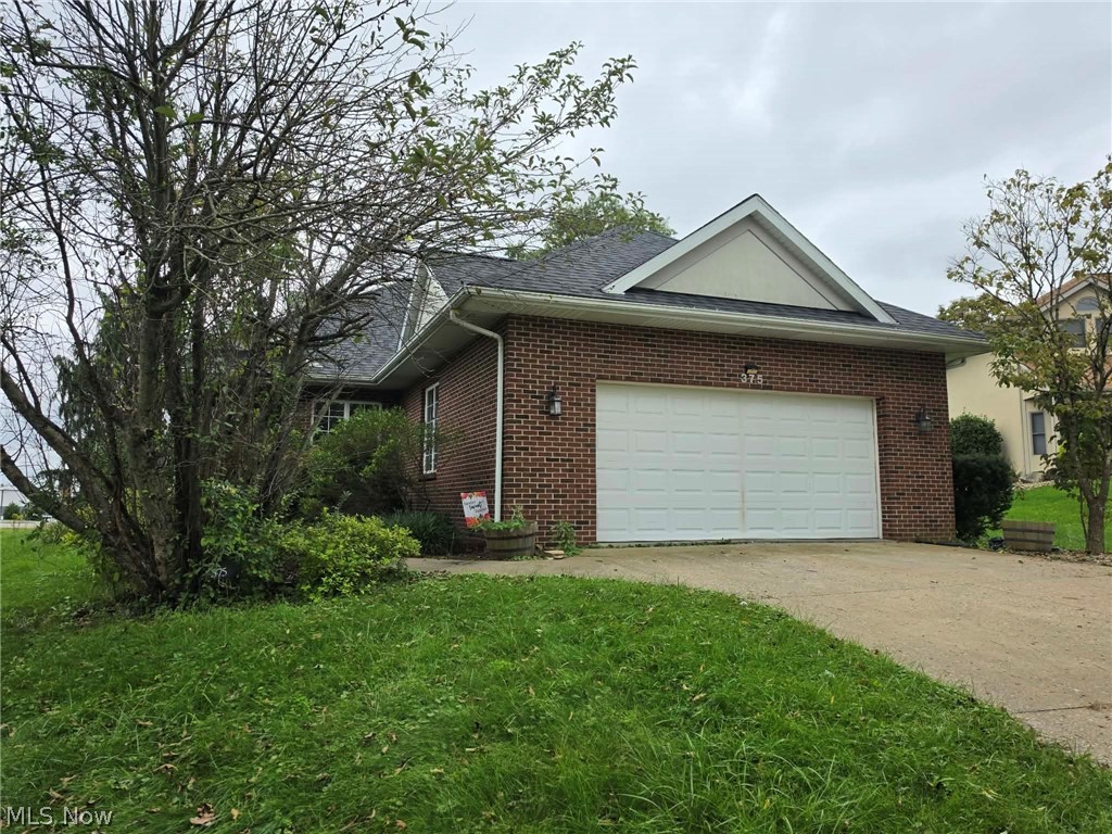 375 Walters Way Property Photo 1