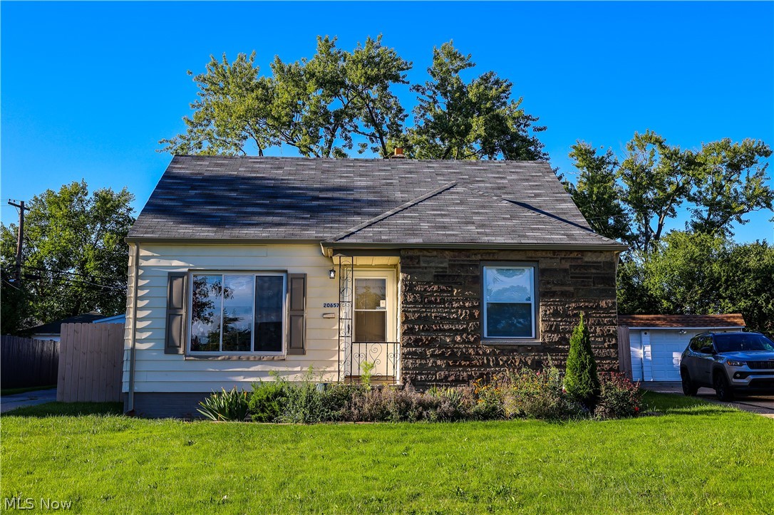 20657 Bowling Green Road Property Photo