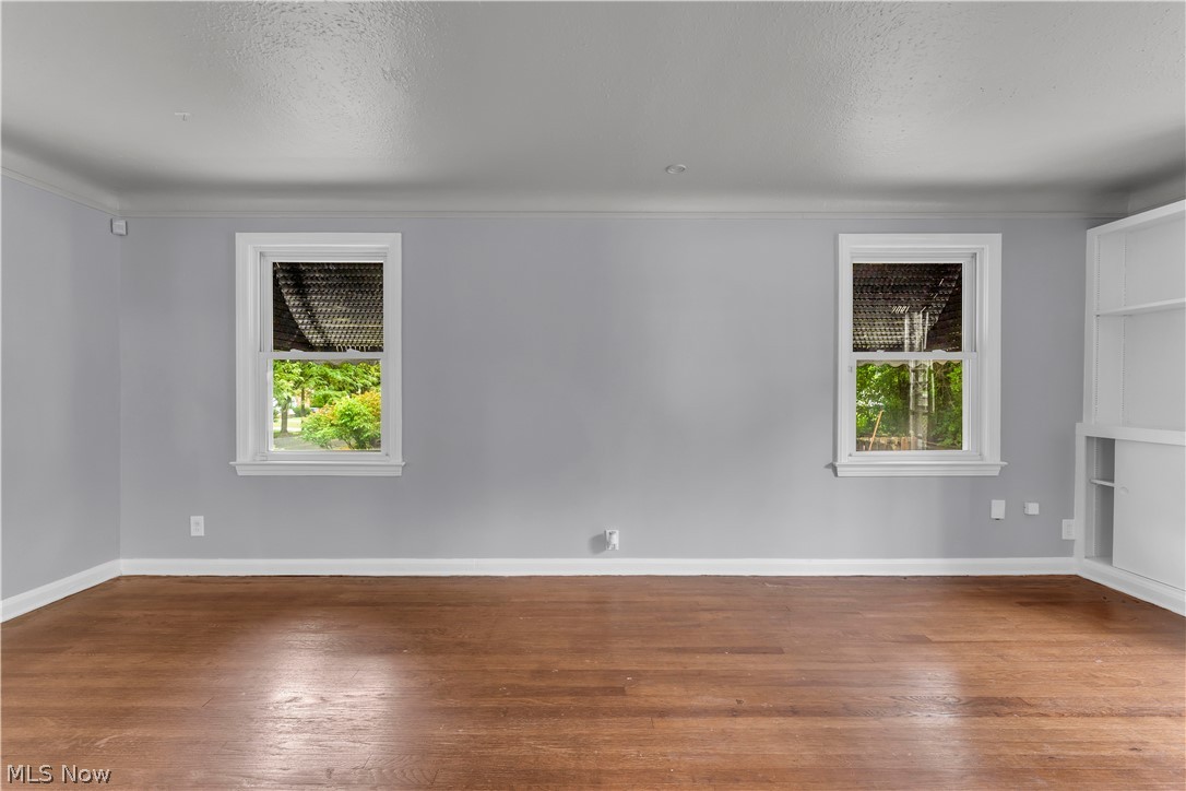 19509 Libby Road Property Photo 8