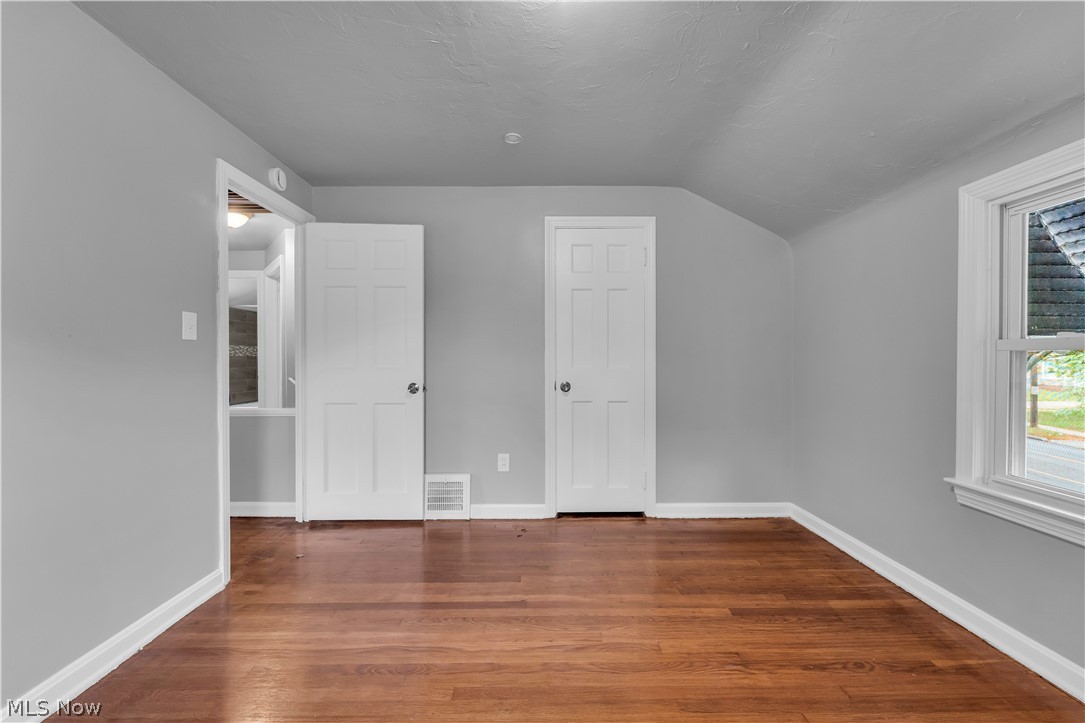 19509 Libby Road Property Photo 17