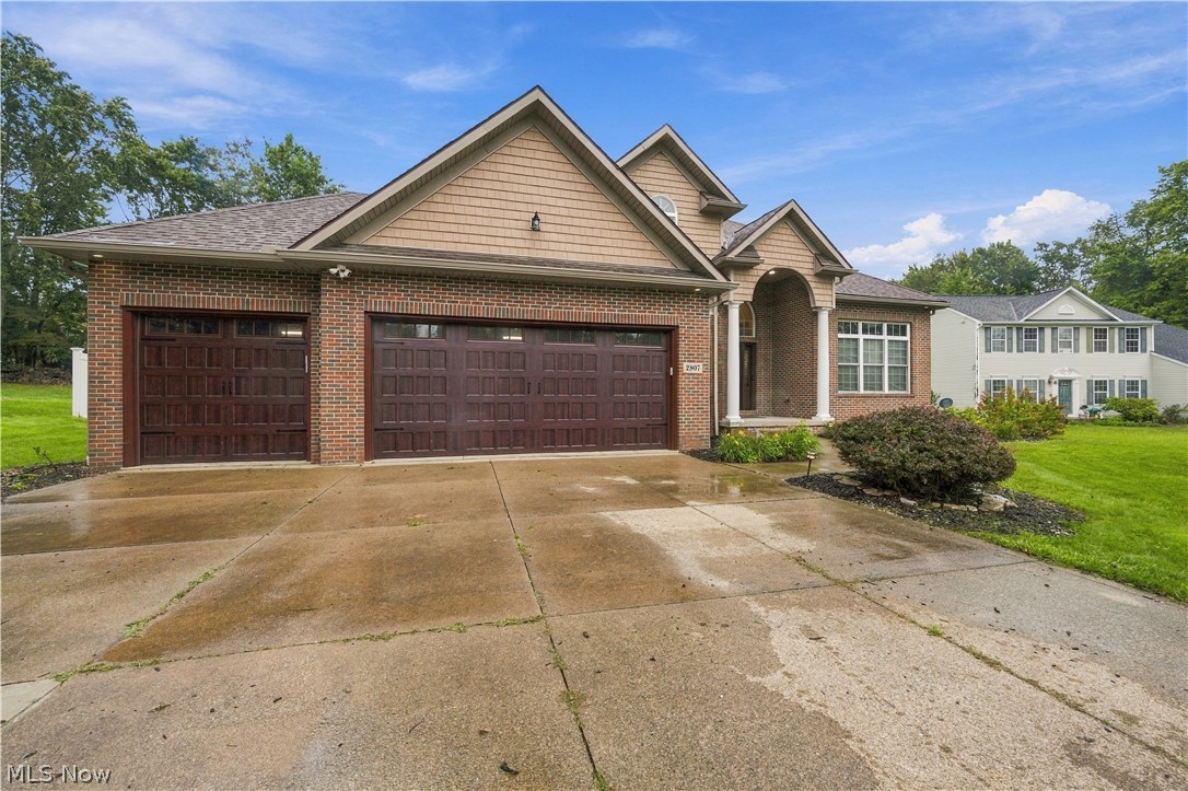 2807 Alexandria Court Property Photo