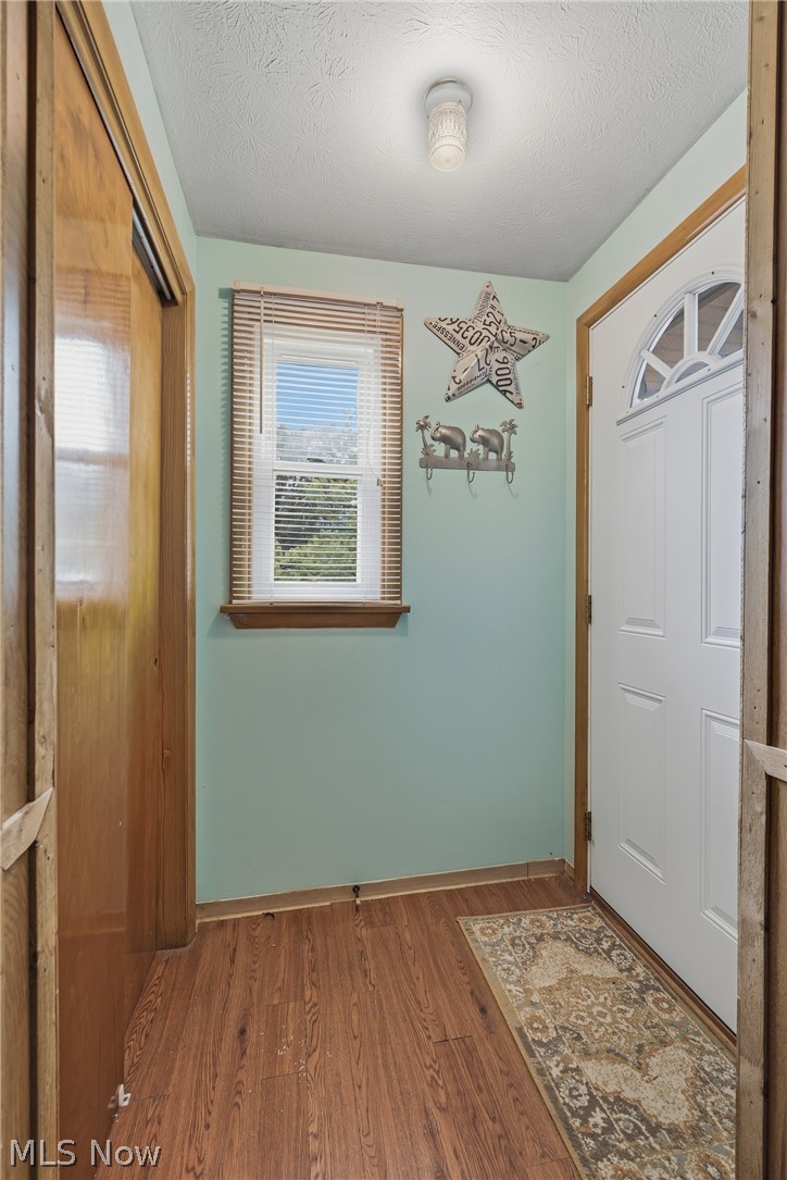 547 W Texas Avenue Property Photo 5