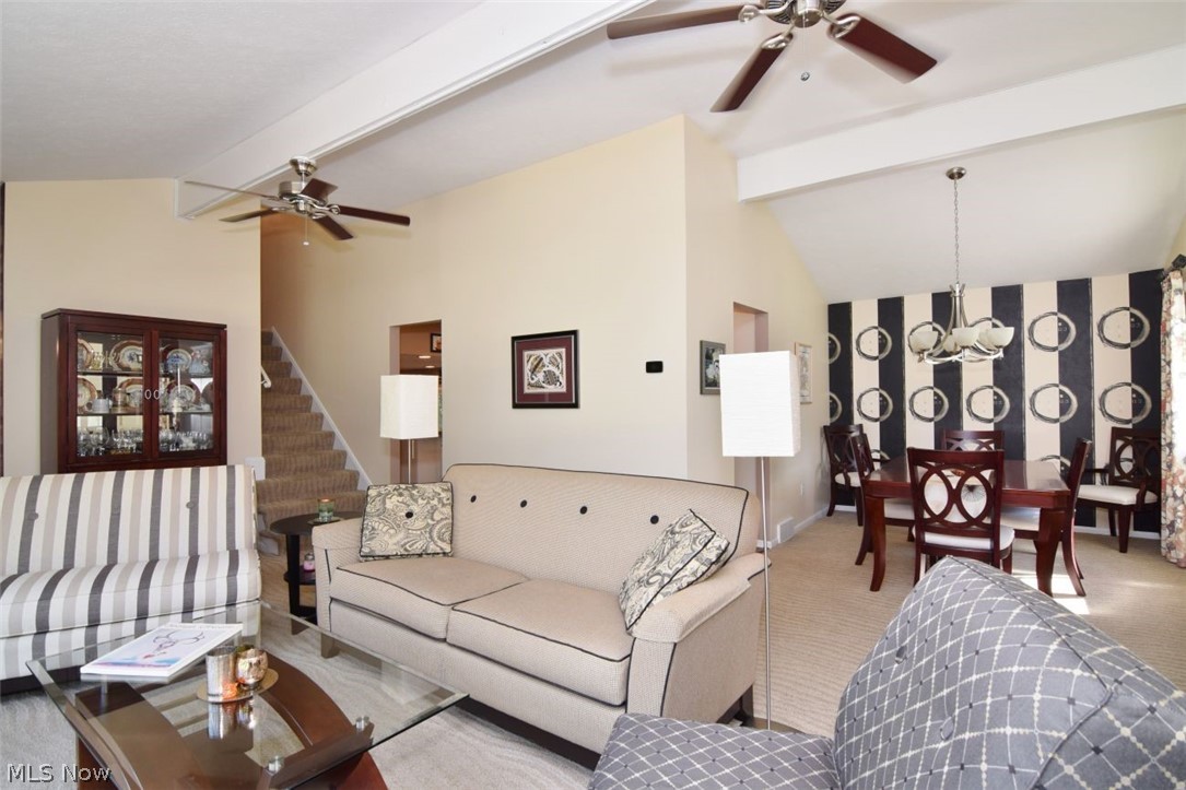 37216 Deer Run Property Photo 5