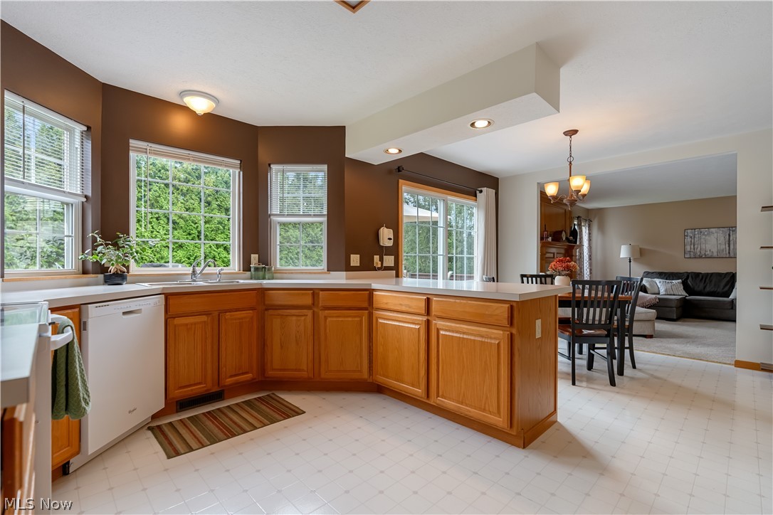 419 Treeview Drive Property Photo 8