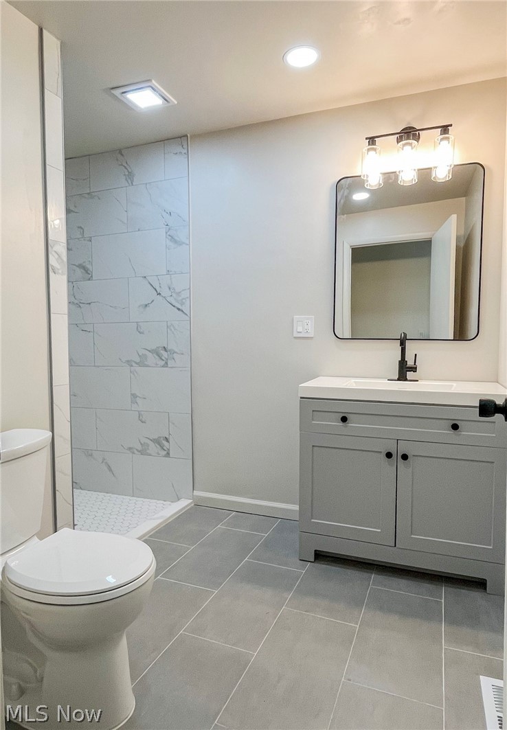 42009 Adelbert Street Property Photo 14