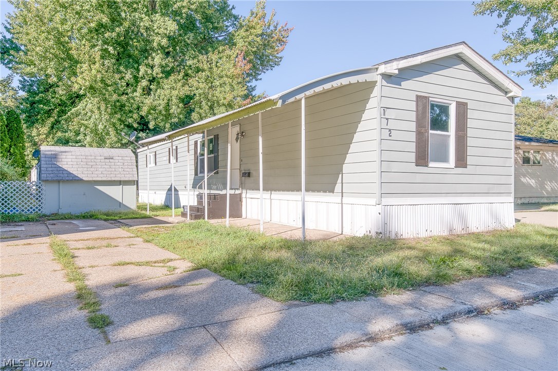 172 Paradise Boulevard Property Photo 1