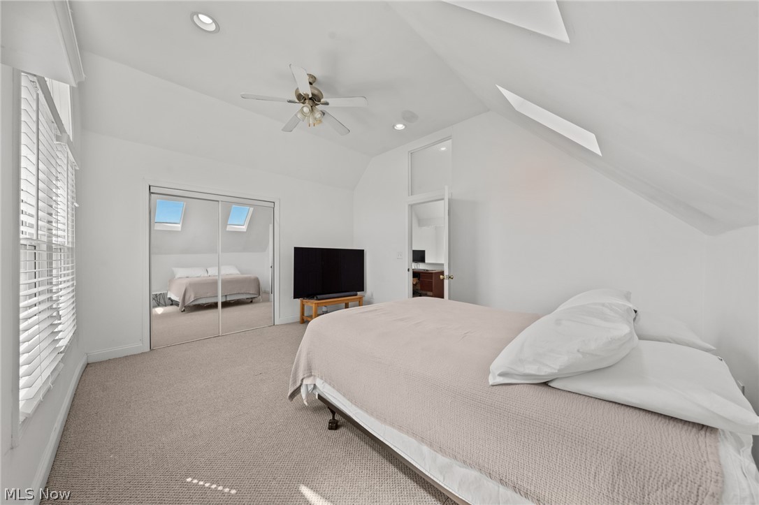 1948 W 47th Street Property Photo 25