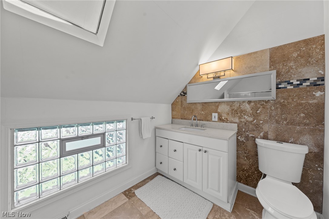 1948 W 47th Street Property Photo 26