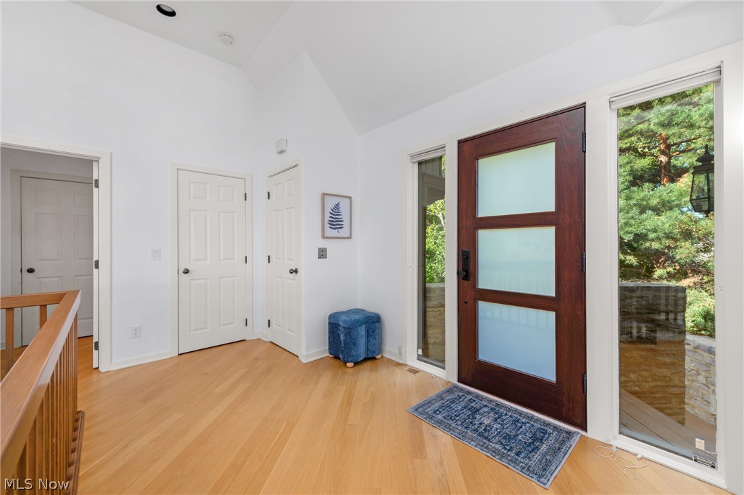 401 Darbys Run Property Photo 6