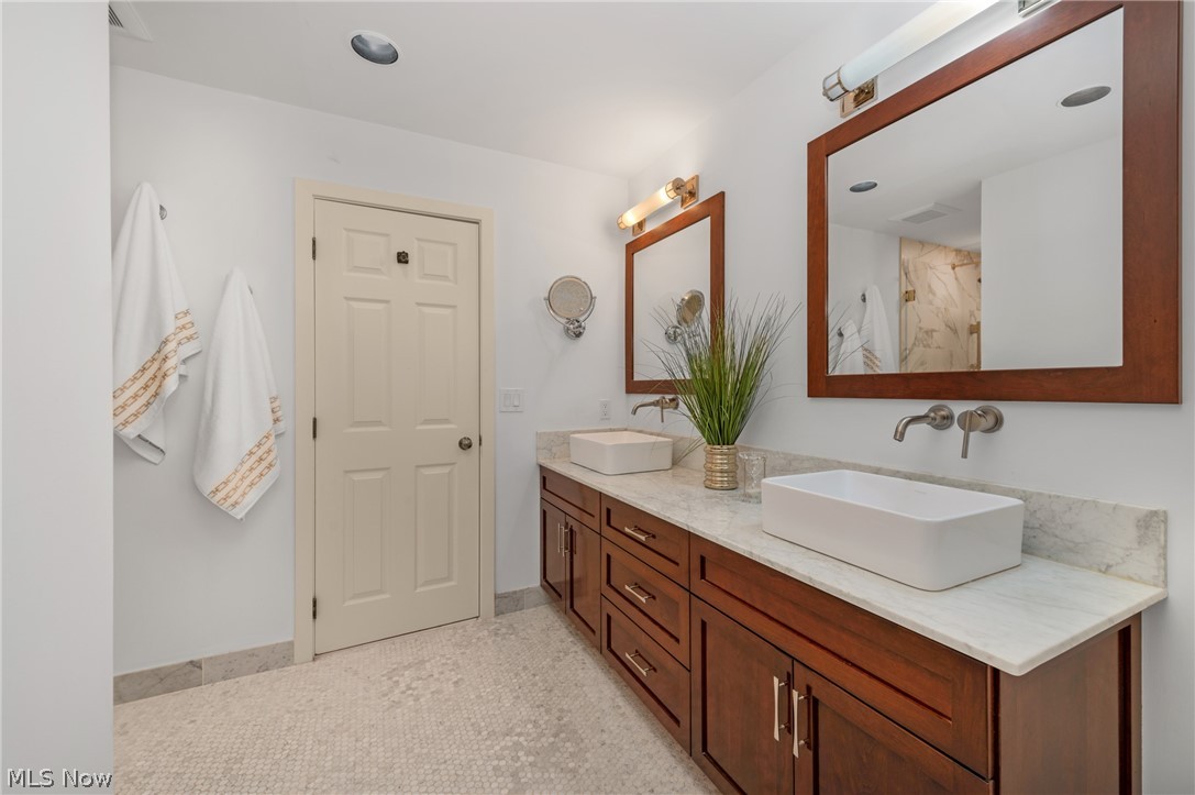 401 Darbys Run Property Photo 30