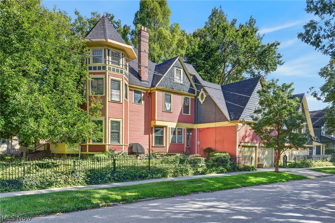 3515 Archwood Avenue Property Photo