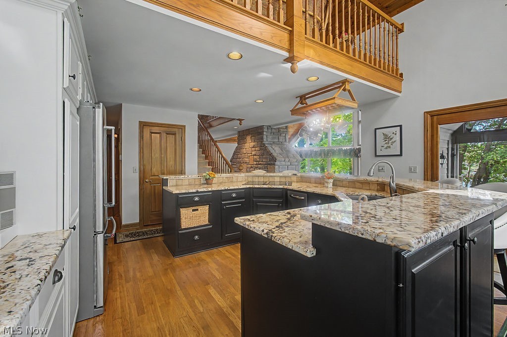 637 King Beach Drive Property Photo 8