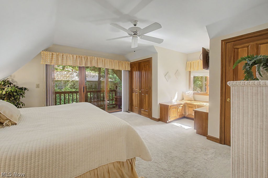 637 King Beach Drive Property Photo 26